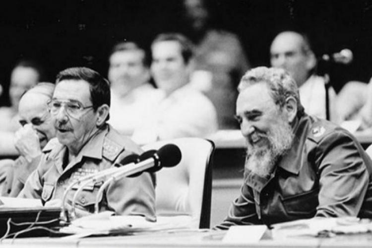 Fidel y Raúl en el congreso del partido